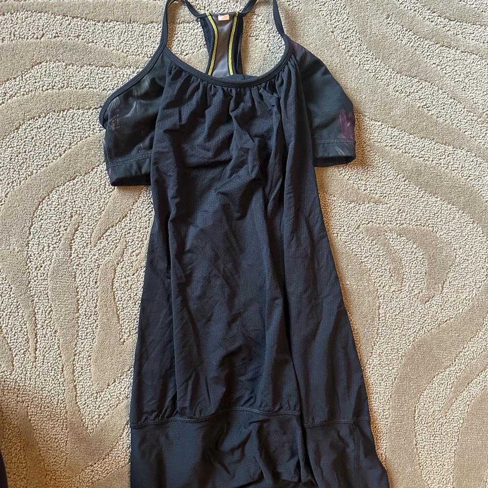Black lulu top with built in bra